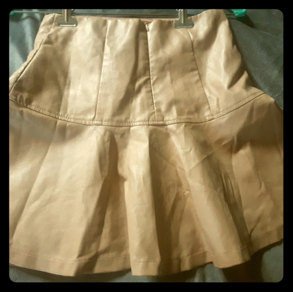 Beige Jealous Tomato Skirt